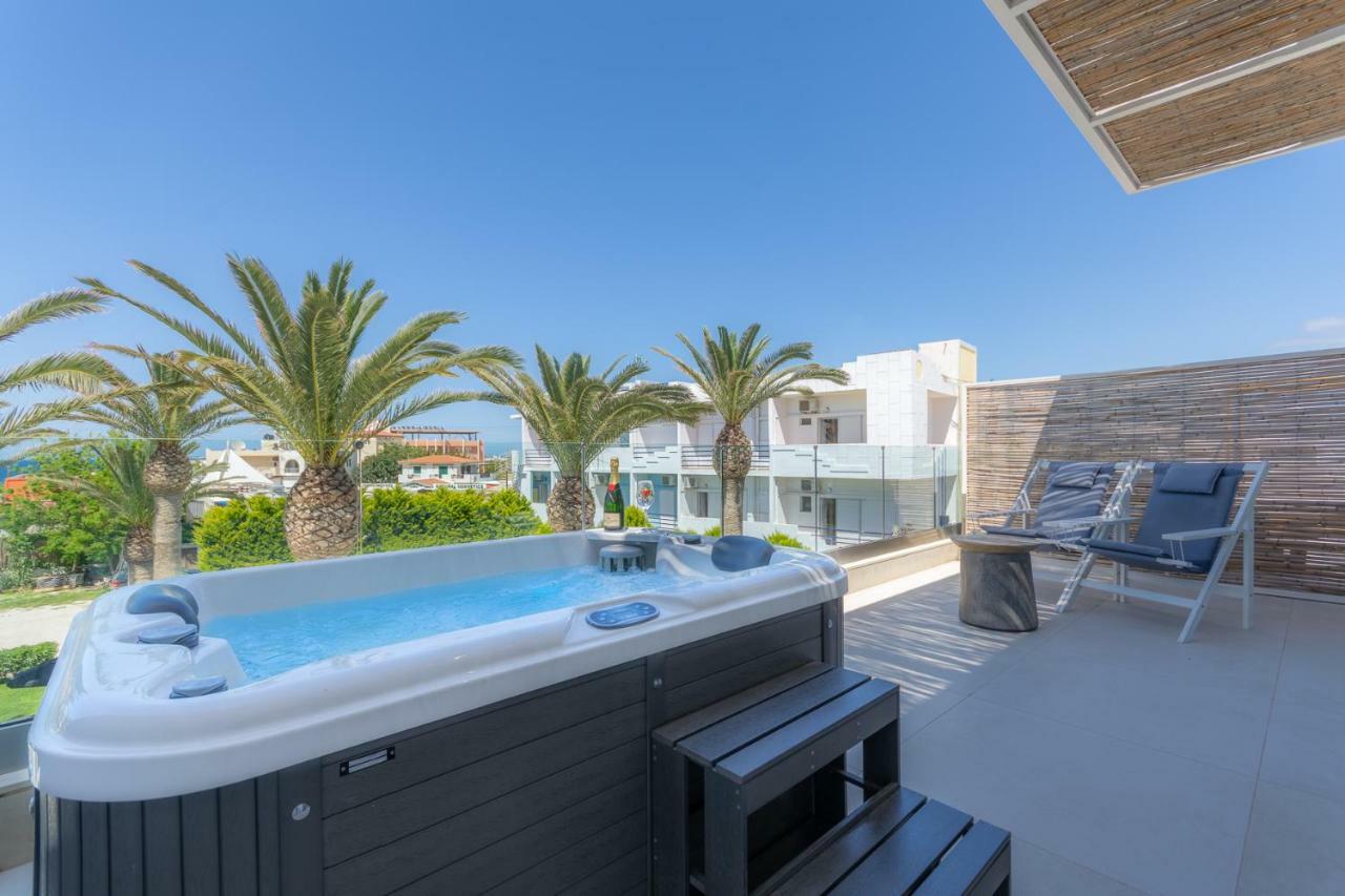 Drossia Palms Hotel And Nisos Beach Suites Malia Oda fotoğraf