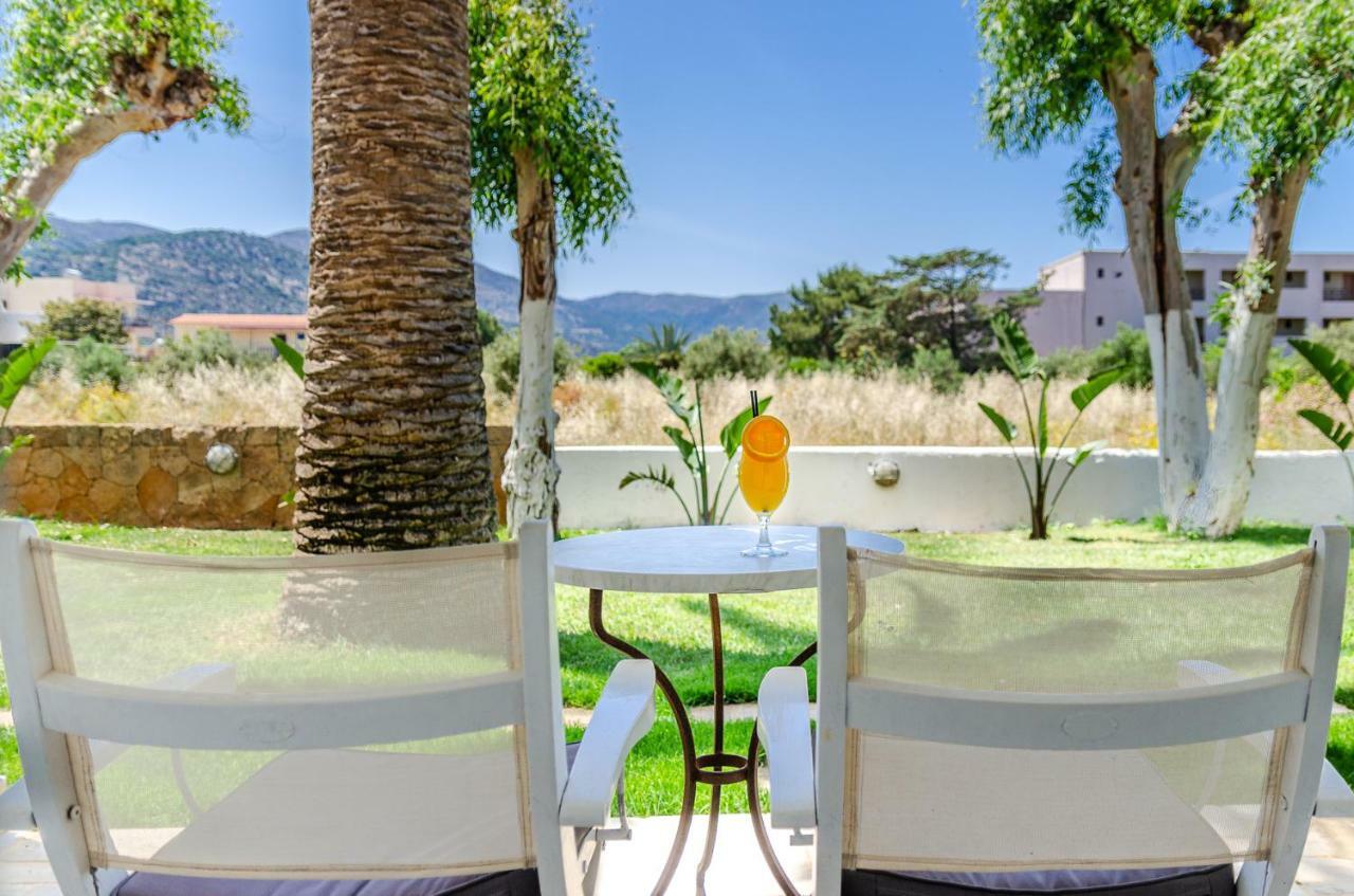 Drossia Palms Hotel And Nisos Beach Suites Malia Oda fotoğraf