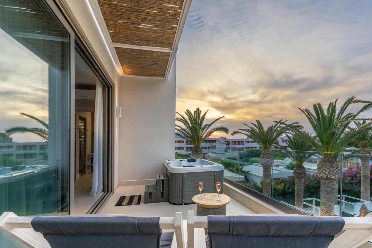 Drossia Palms Hotel And Nisos Beach Suites Malia Dış mekan fotoğraf